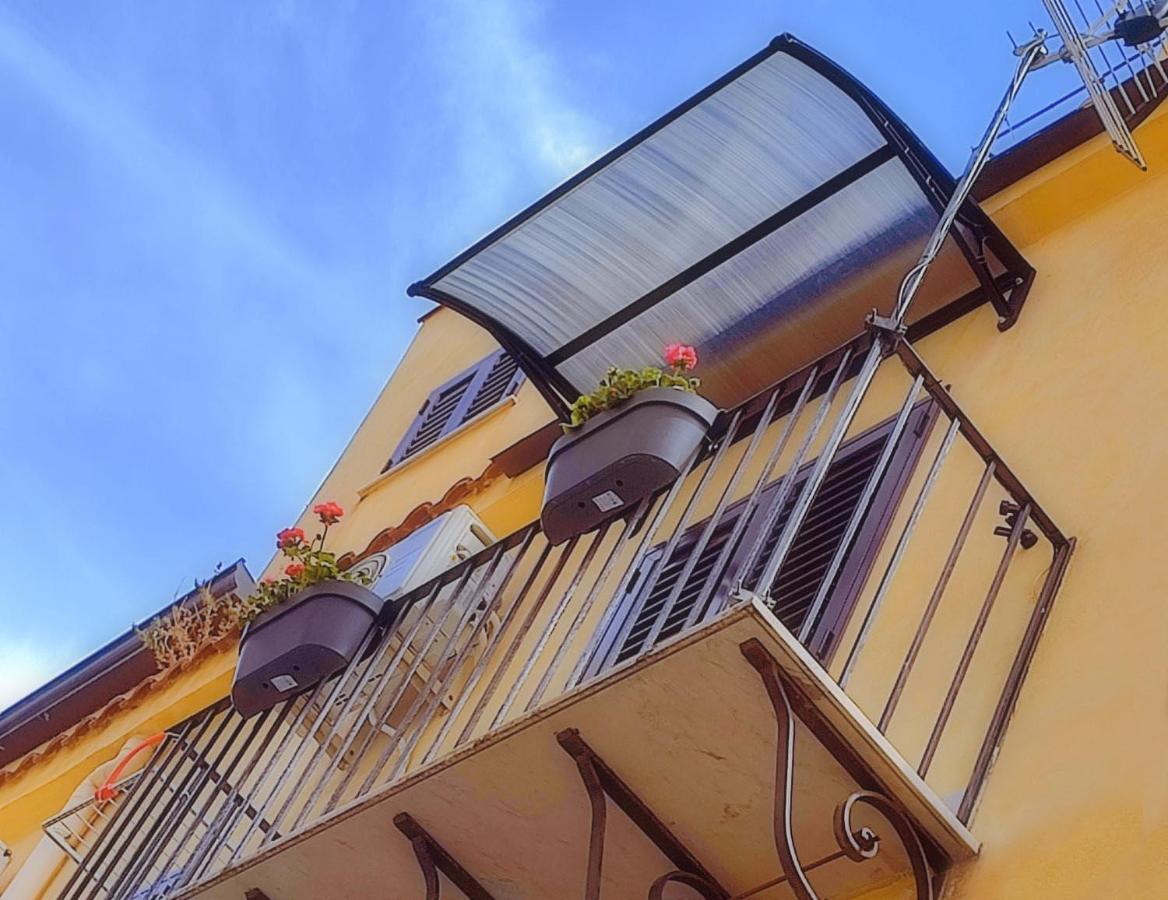 La Dimora Di Lexy Villa Palermo Exterior photo